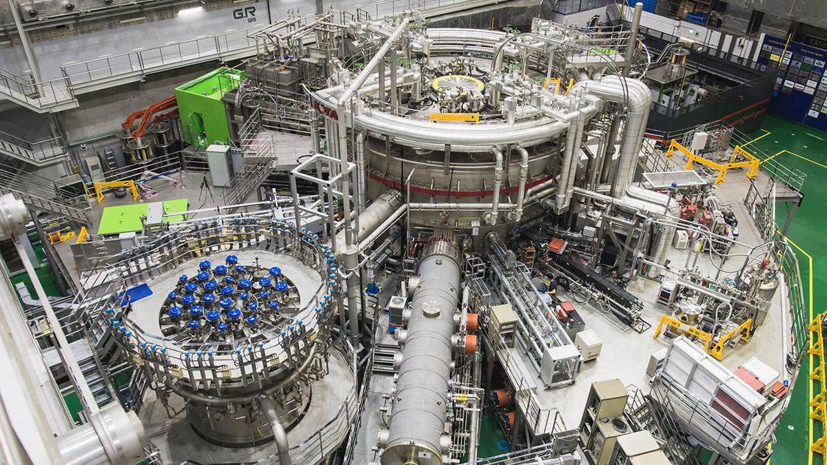 Yapay Güneş KSTAR, 20 Saniye Boyunca 100 Milyon Santigrat Derece Çalışarak Dünya Rekoru Kırdı