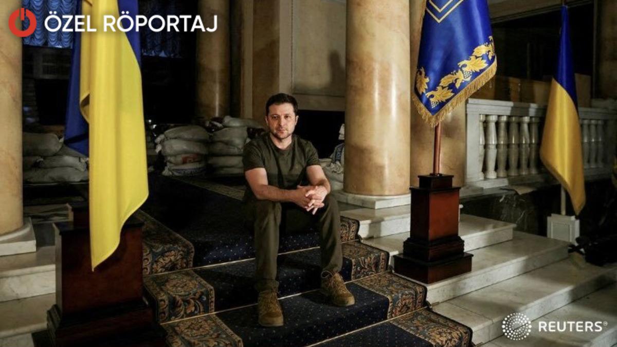 Reuters Fotoğrafçısı Ümit Bektaş, Ukrayna’da Çektiği Tarihi Zelenski Fotoğrafını Webtekno’ya Anlattı: "Sirenlerin Çaldığı Korku Dolu Bir Şehir..."