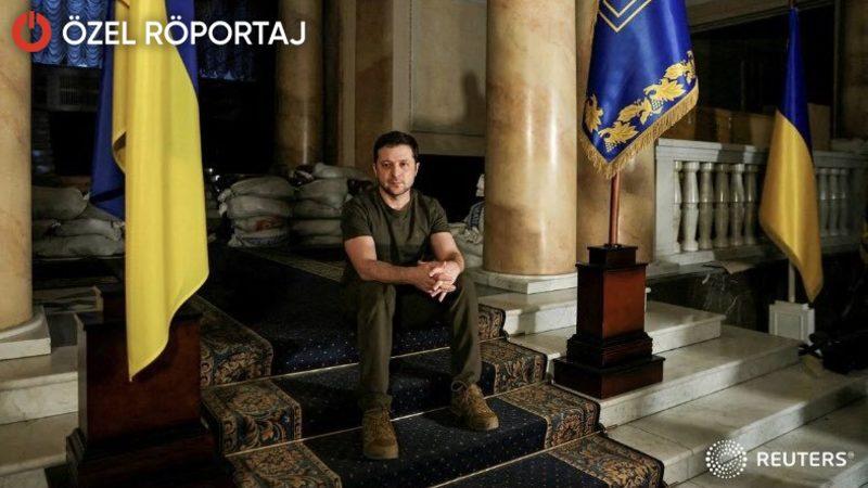 Reuters Fotoğrafçısı Ümit Bektaş, Ukrayna’da Çektiği Tarihi Zelenski Fotoğrafını Webtekno’ya Anlattı: "Sirenlerin Çaldığı Korku Dolu Bir Şehir..."