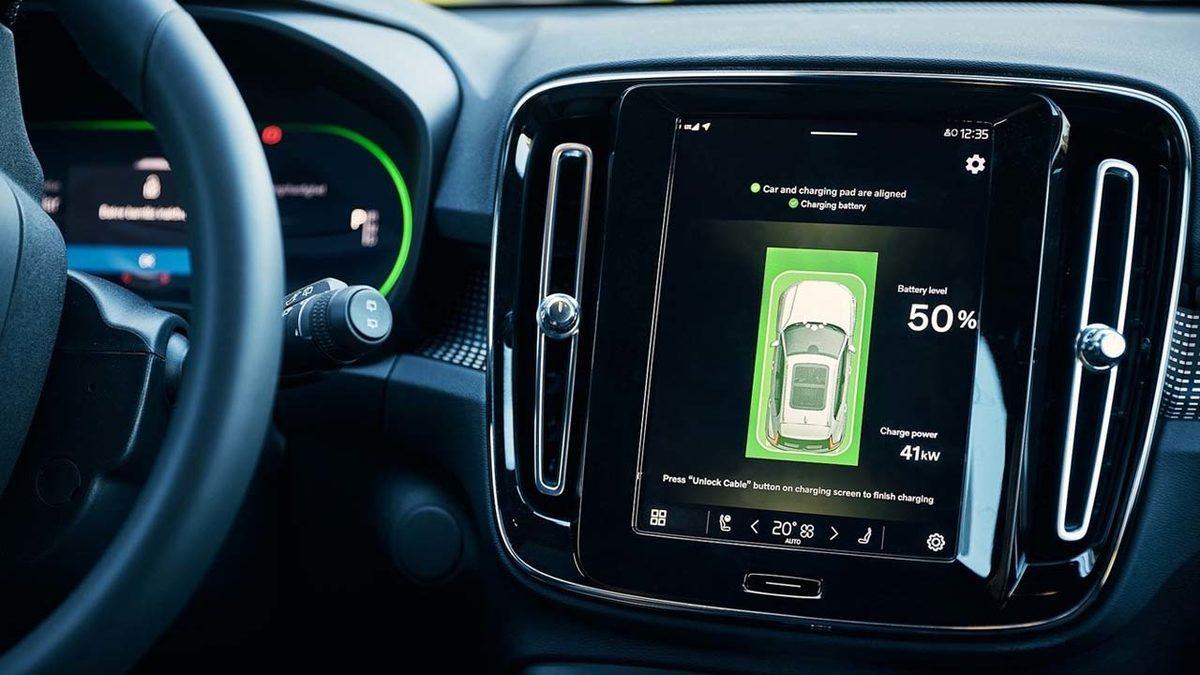 Volvo, Elektrikli Otomobiller İçin ’Kablosuz Şarj’ Teknolojisi Duyurdu [Video]