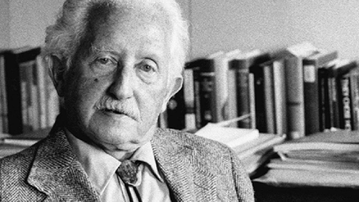 Kendisini Sürekli Başkalarıyla Kıyaslayıp Yetersiz Hisseden İnsanların Yaşadığı Durum: Aşağılık Kompleksi Nedir, Nasıl Başa Çıkılır?