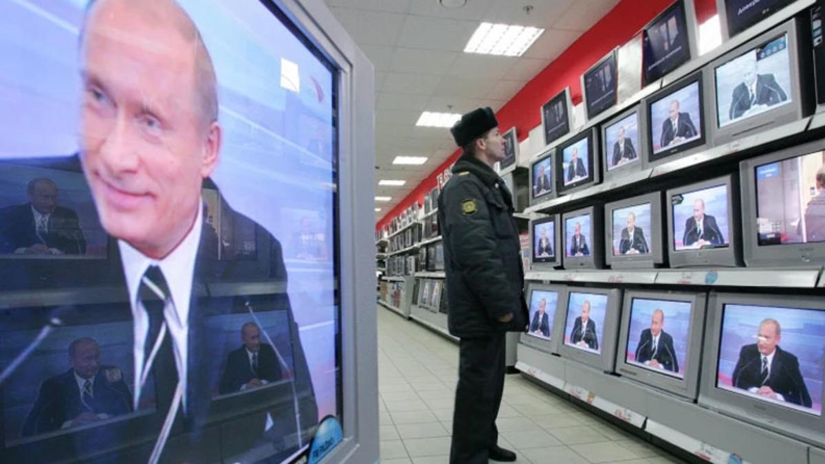 Yabancı Yayınları Engelleyen Rusya’nın Yandaş Medya ile Halkın Beyninin Yıkandığını Gösteren Hikâyeler