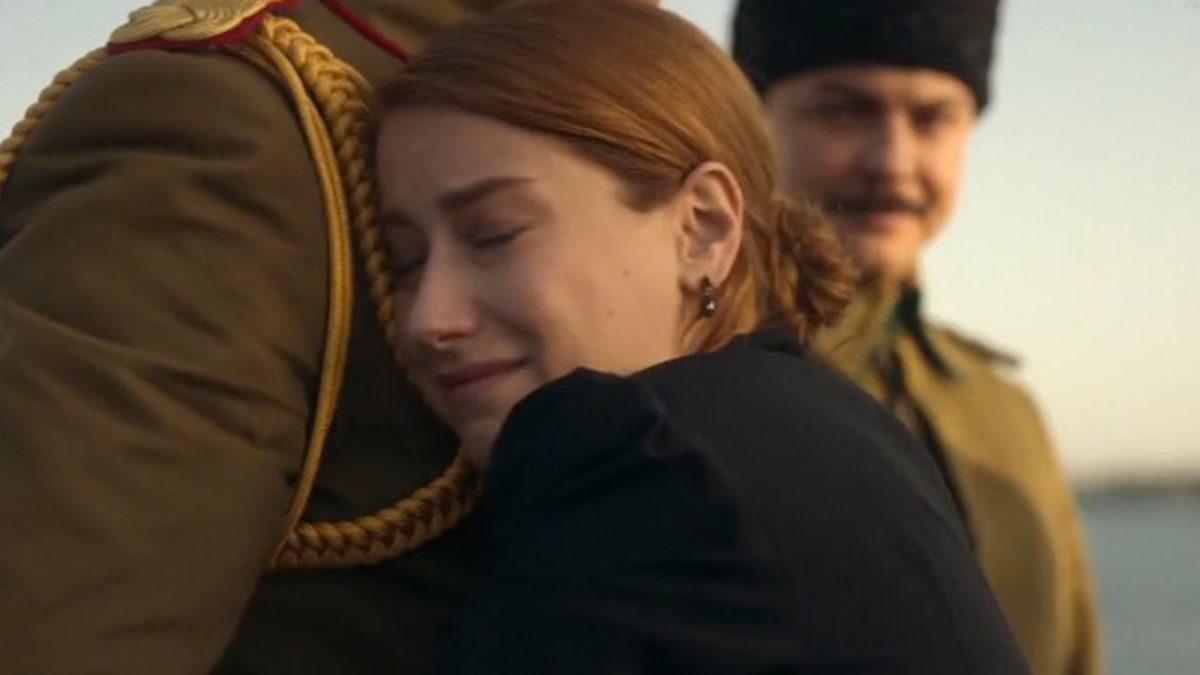 Yerli Netflix Yapımı Pera Palas’ta Gece Yarısı İzleyicileri İkiye Böldü: İşte Sosyal Medyadan Gelen Tepkiler