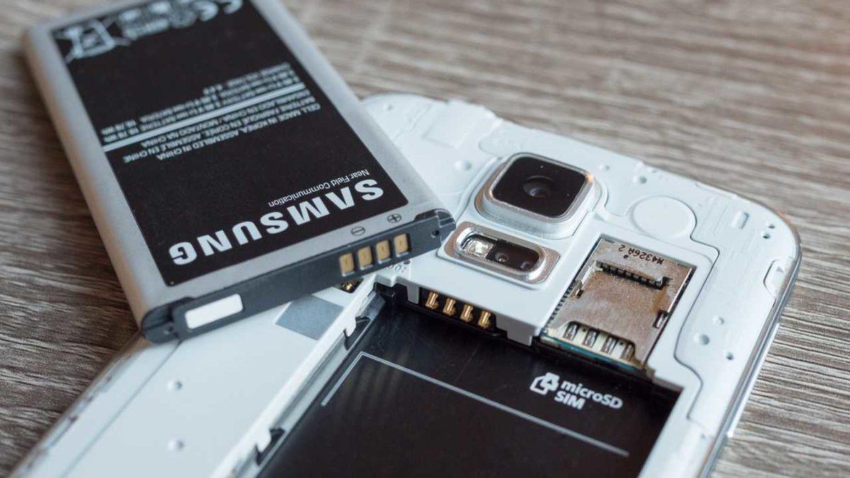 Bazı Cep Telefonu ve Otomobil Bataryalarında Gümrük Vergisi Sıfırlandı