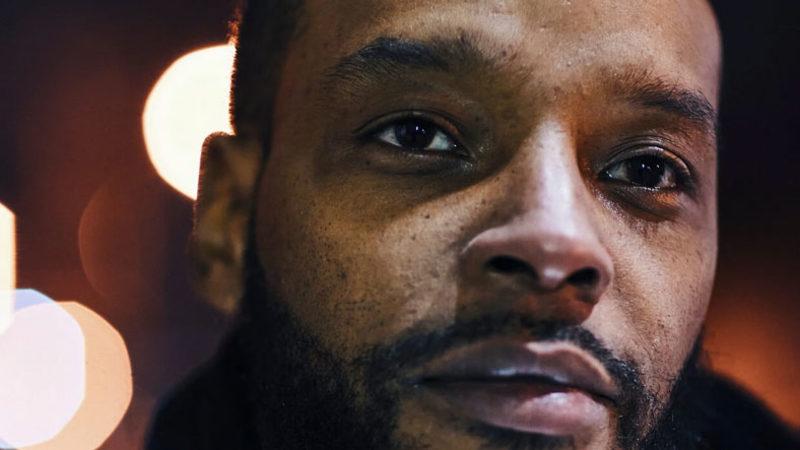 ABD’de Yüz Tanıma Teknolojisi Nedeniyle Suçsuzken Tutuklanan Bir Adam, Polise ve Savcıya Dava Açtı