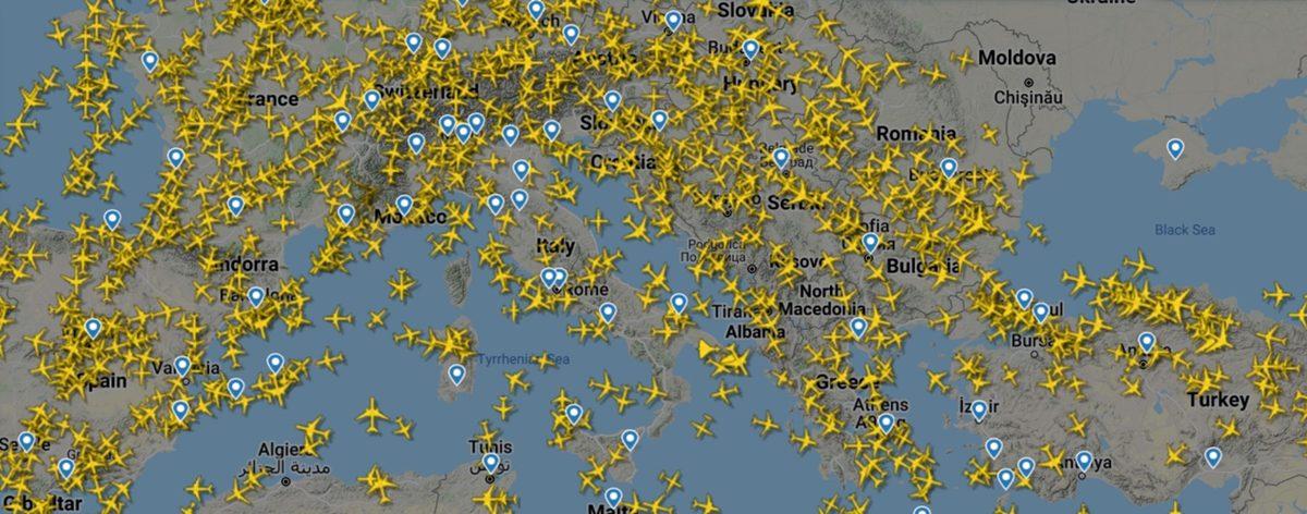 Uçaklar Neden Kazalardan Bile Sağlam Çıkabilen ’Kara Kutu’ların Yapıldığı Malzemeden Yapılmıyor?
