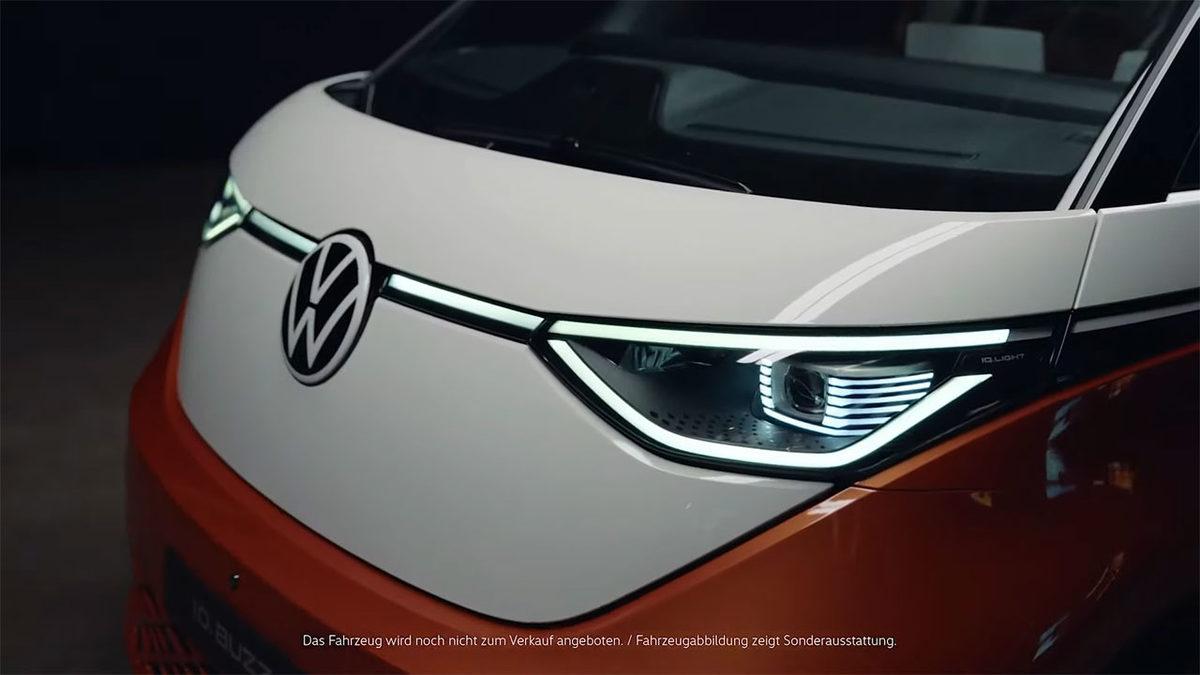 Volkswagen’in Yeni Nesil ’Elektrikli Köfte Minibüsü’ ID Buzz Tanıtıldı: Kendi Küçük İşlevi Büyük