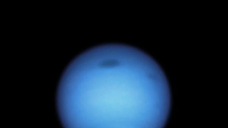 Hubble, Neptün’deki Bir Fırtınanın Görüntülerini Paylaştı