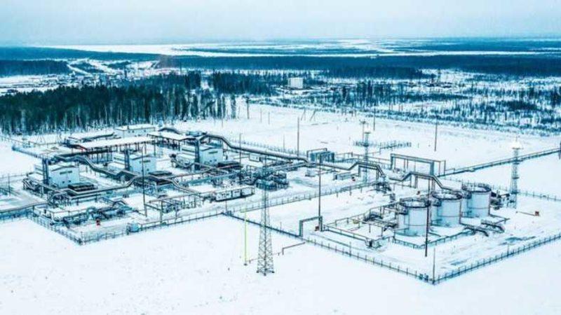 Rus Petrol Devi, Atık CO2 Gazını Kullanan Kripto Madencilik Çiftliği Açtı