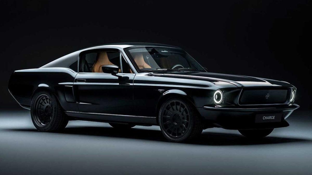 Elon Musk Görse Aşık Olur: 1967 Ford Mustang, Yüzde 100 Elektrikli Hale Getirildi [Video]