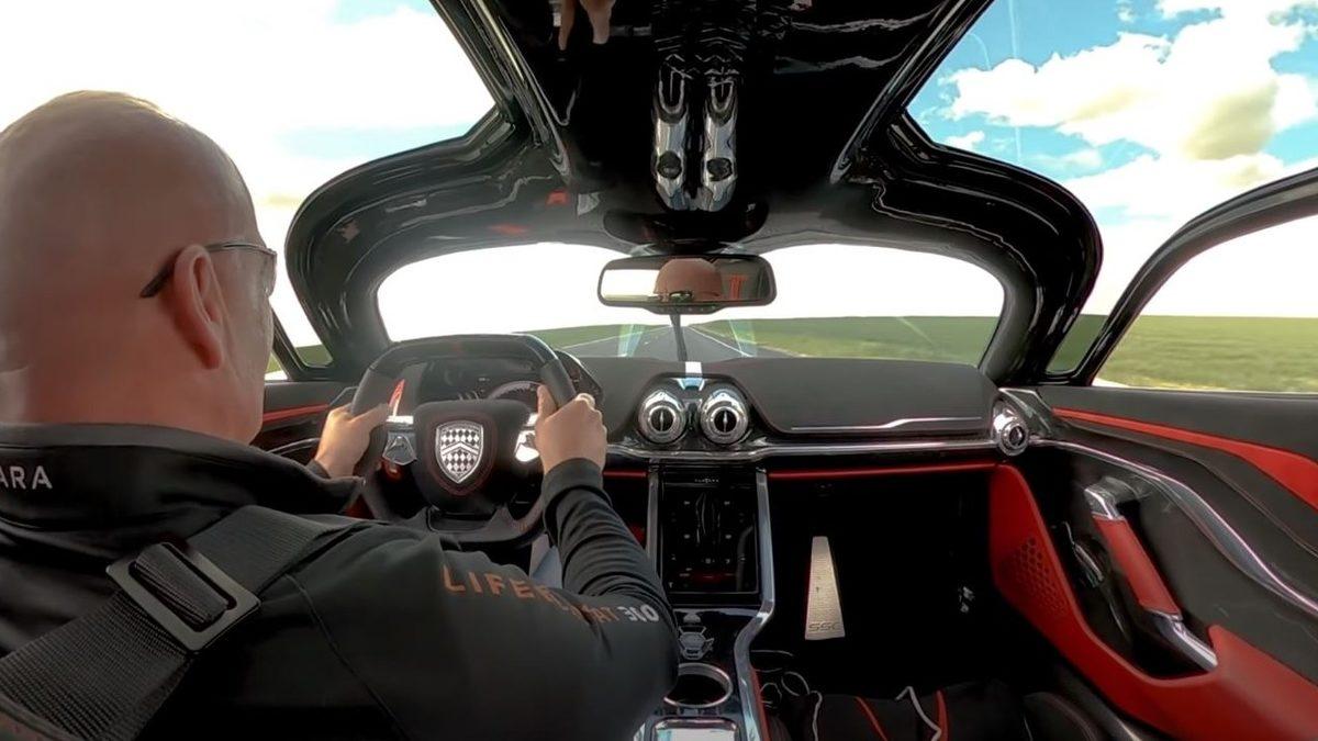 SSC Tuatara, Dünyanın En Hızlı Seri Üretim Otomobili Rekorunu Yine Kıramadı