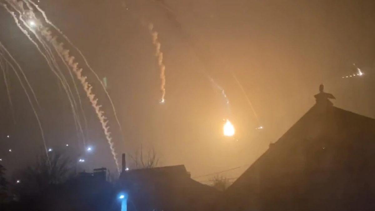 Ukrayna’daki Android Telefonlar, Rus Hava Saldırılarında Bildirim Gönderecek