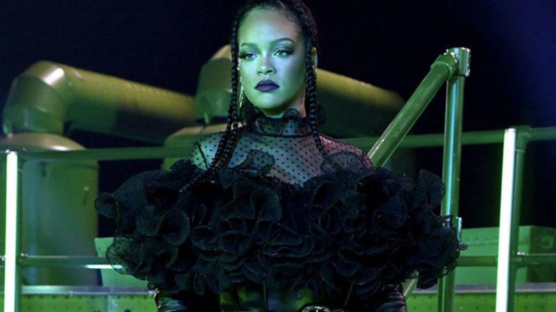 İsteyen Herkes Rihanna’nın Şirketine Ortak Olabilecek! Değeri Sadece 4 Yılda Victoria’s Secret’a Yaklaştı