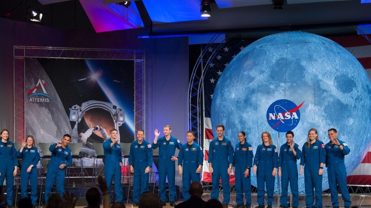 Yer Çekimi Normalden Daha Az ya da Fazla Olsaydı Neler Yaşanırdı?