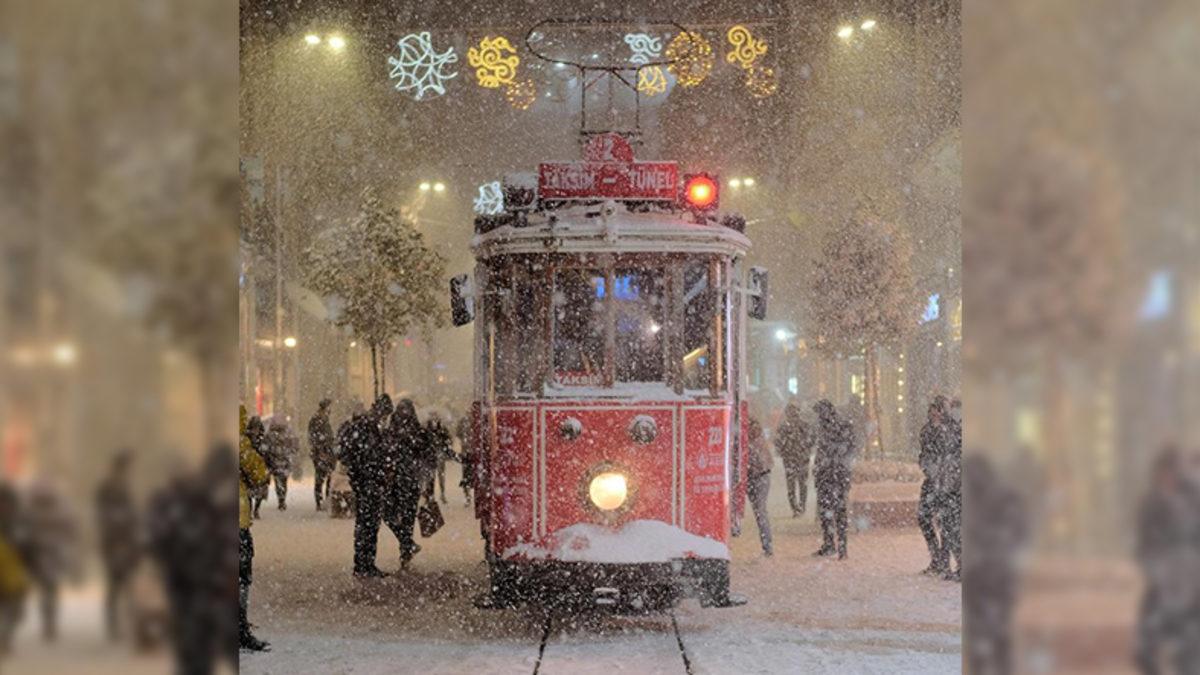 İstanbul’da Beklenen Kar Yağışı Etkili Oldu, Sosyal Medya Beyaza Büründü: İşte Şehirden Kar Manzaraları