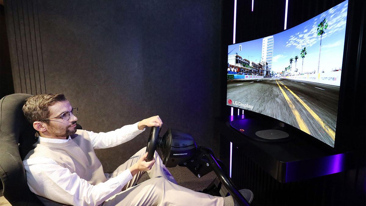 LG, CES 2021’de Bükülebilir OLED Oyuncu Monitörünü Sergileyecek