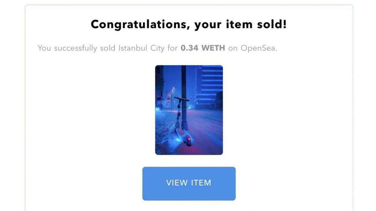 Sosyal Medyada Beğeni Yağmuruna Tutulan Karlar İçindeki Elektrikli Scooter Fotoğrafı NFT Oldu