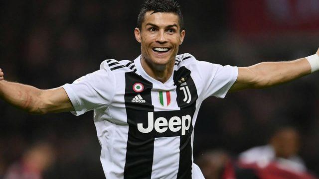 Futbolun Yaşayan Efsanesi Cristiano Ronaldo, Instagram’da 250 Milyon Takipçiye Ulaşan İlk İsim Oldu