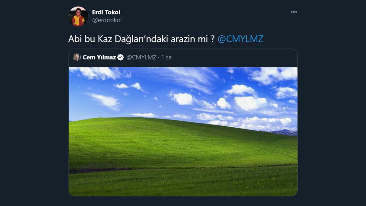 Cem Yılmaz’dan Aşıyla Çip Takma Olayına Windows XP’li Gönderme