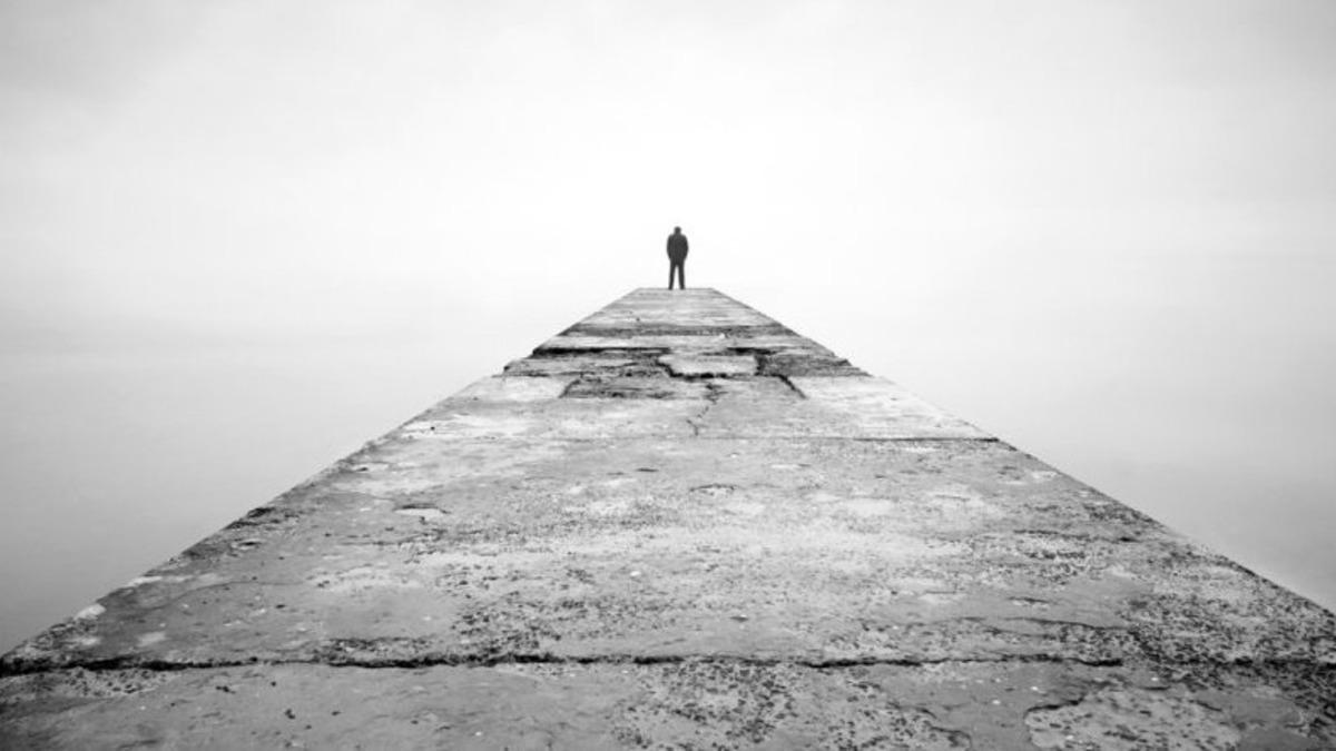 Yalnız Kalınca Dünyanın Sonu Gelmiş Gibi Hisseden İnsanların Yaşadığı Durum: Monofobi Nedir, Nasıl Tedavi Ediliyor?