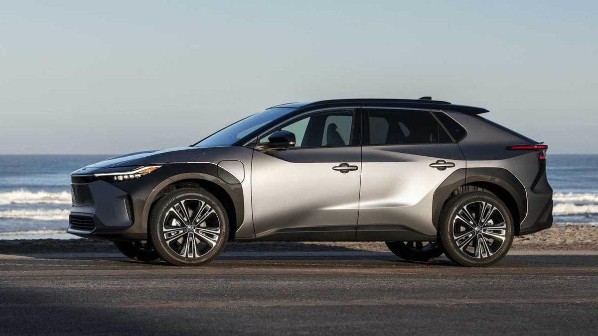 Yılın Otomobili Finalistleri Açıklandı: İşte Birbirinden Yakışıklı ’Şampiyon’ Adayları...