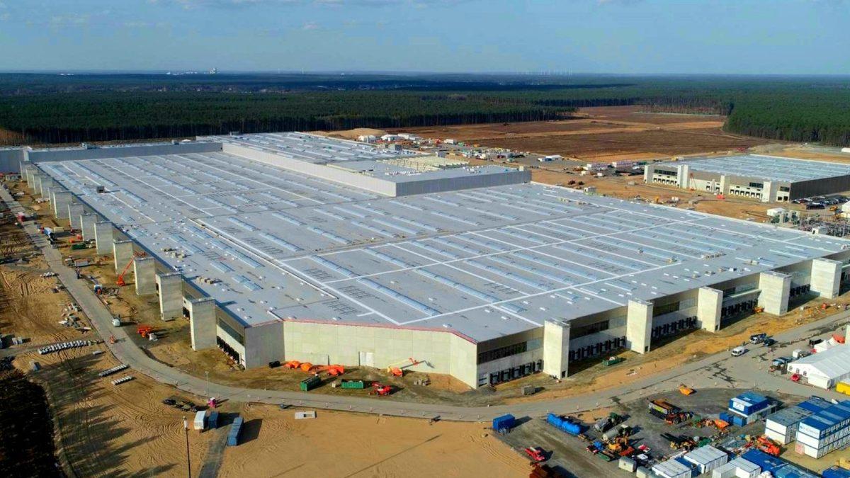 Tesla’nın Almanya’daki Fabrikası Hakkında Dikkat Çeken Açıklama: Yerel Su Kaynaklarını Tüketebilir