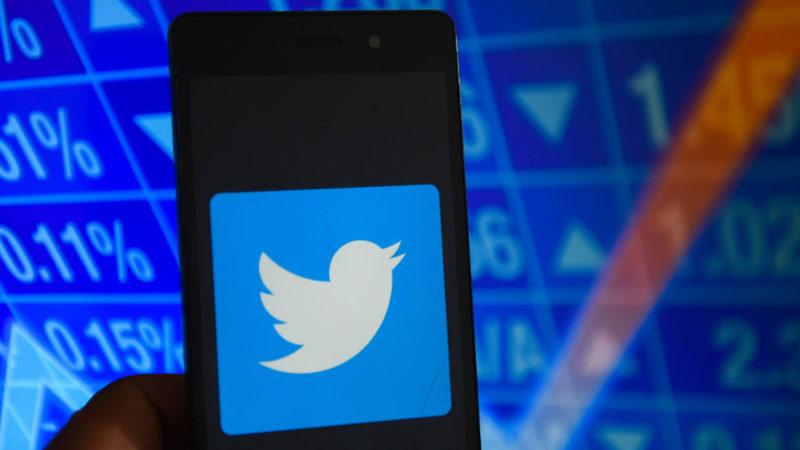 Donald Trump’ın Hesabını Kalıcı Olarak Engelleyen Twitter’ın Hisse Değeri Düştü