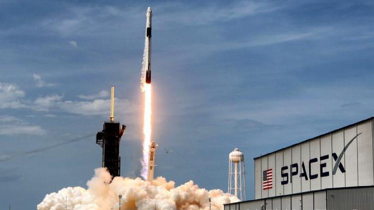 SpaceX’in Zorlu Görevi Demo-2’nin Anlatılacağı ’Return to Space’ Belgeselinden İlk Fragman Geldi