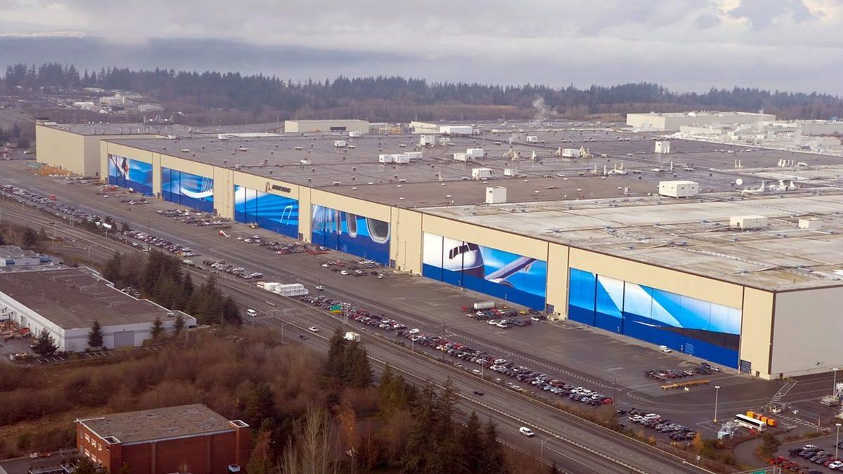 Dünyadaki Tüm İnsanların İçine Sığabileceği Bir Binanın Büyüklüğü Ne Kadar Olurdu?