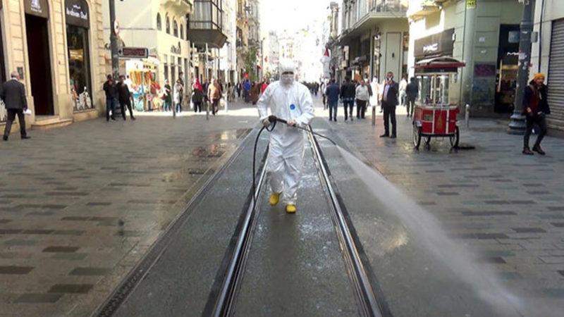 Bilim Kurulu Üyesi Prof. Dr. Tevfik Özlü’den Koronavirüste 3. Dalga Açıklaması