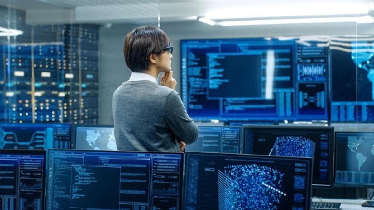 İletişim ve Medya Danışmanı Barış Karaoğlan, WhatsApp Sözleşmesinin Bilinmeyenlerini Anlattı