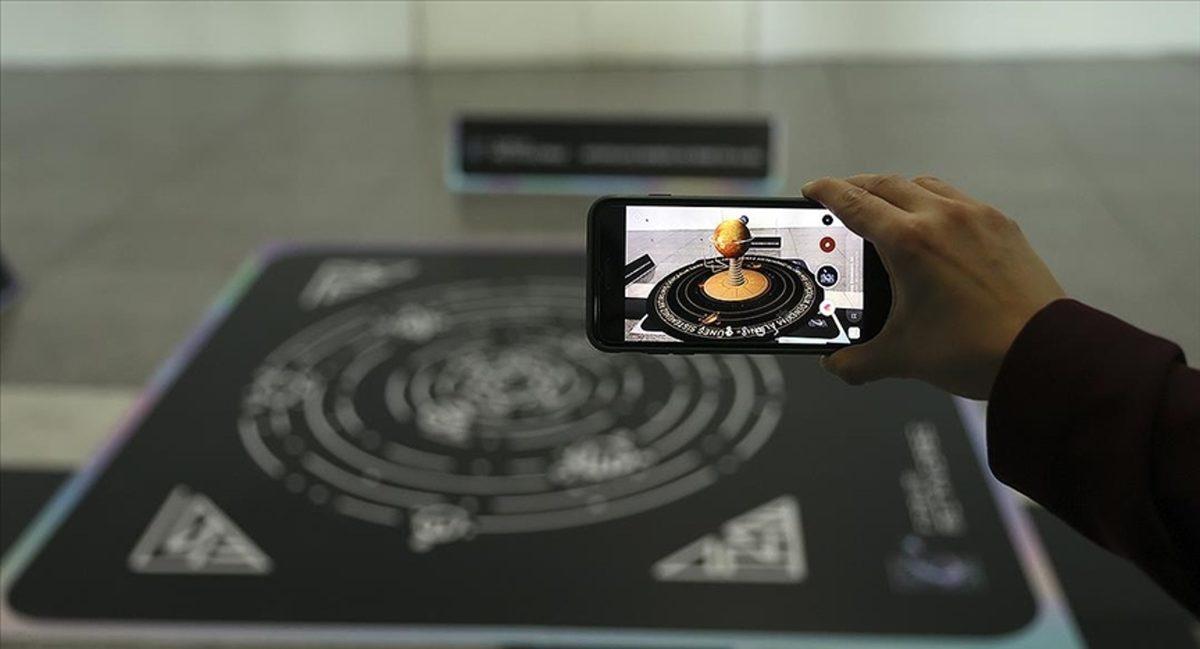 Büyük Projelerin Artırılmış Gerçeklik ile Deneyimlendiği ’Forum Metaverse’ Bugün Gerçekleşti: ’Dijital Seferberlik Dönemi’ Başladı