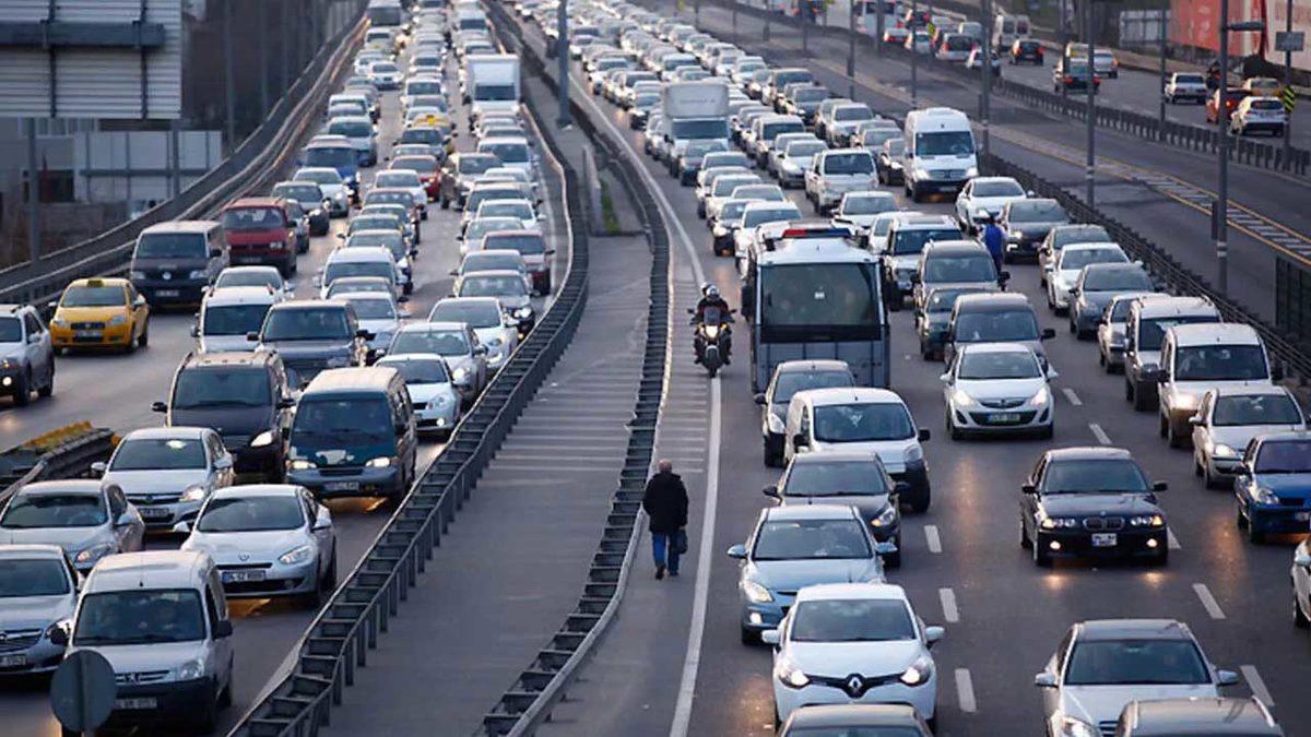 TÜİK, Türkiye’de Kişi Başına Kaç ’Motorlu Taşıt’ Bulunduğunu Açıkladı: Otomobil Düşüyor, Motosiklet ve Minibüs Artıyor
