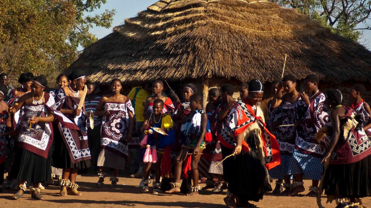 Bakire Kadınların Kralın Eşi Olabilmek İçin Yarıştığı Afrika Ülkesi Svaziland (Esvatini) Hakkında 11 Enteresan Bilgi
