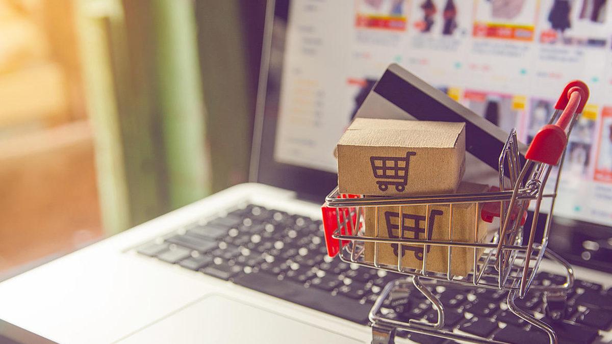 Google, Youtube Videoları Üzerinden Alışveriş Yapmayı Sağlayacak Yeni Özelliğini Test Etmeye Başladı