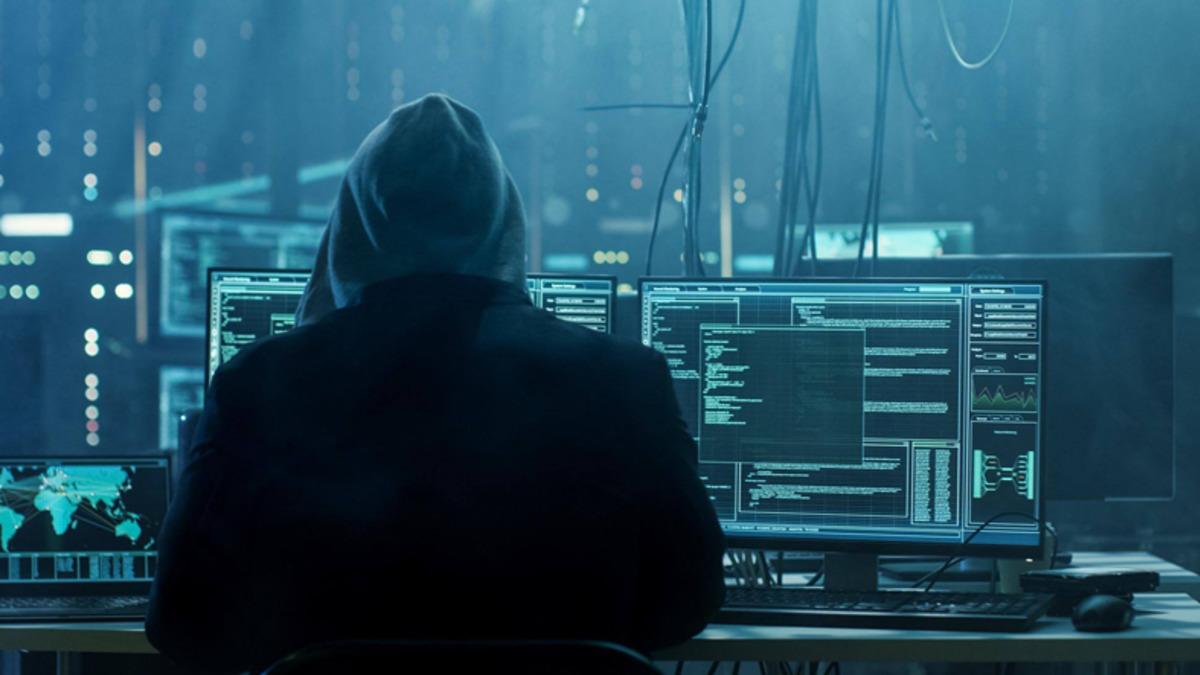Sosyal Medya Siteleri Bir Bir Hacklenirken Tekrar Hatırlayalım: Hangi Kişisel Bilginiz Dark Web’de Kaç Paraya Satılıyor?