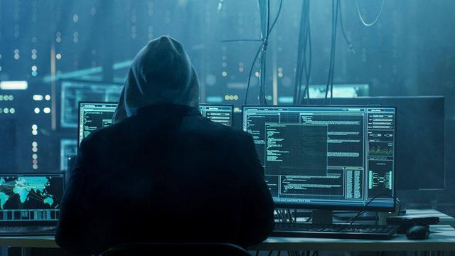 Sosyal Medya Siteleri Bir Bir Hacklenirken Tekrar Hatırlayalım: Hangi Kişisel Bilginiz Dark Web’de Kaç Paraya Satılıyor?