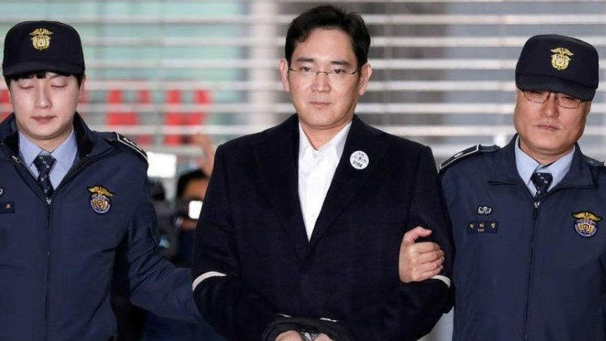 Samsung’un Müstakbel Başkanı Lee-Jae Yong , 2,5 Yıl Hapis Cezasına Çarptırıldı