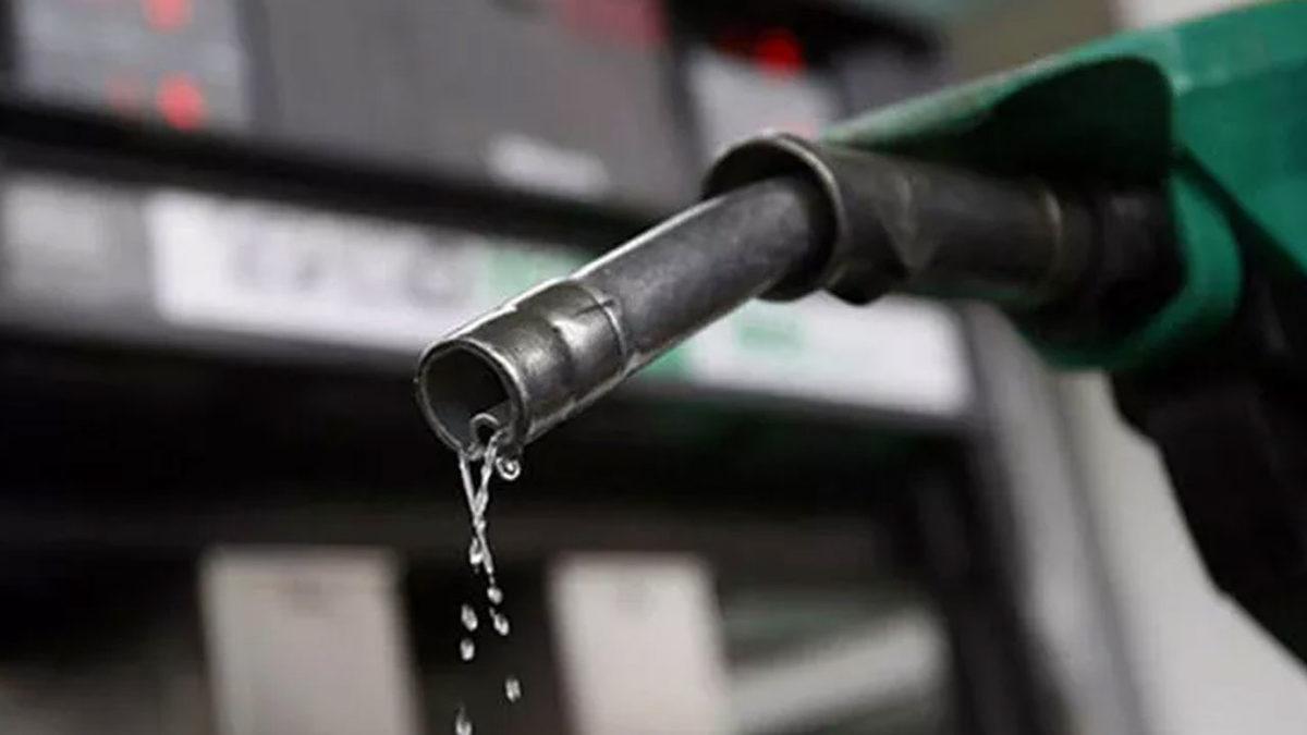 Motorinin Ardından Benzin Fiyatına da Beklenen İndirim Geldi