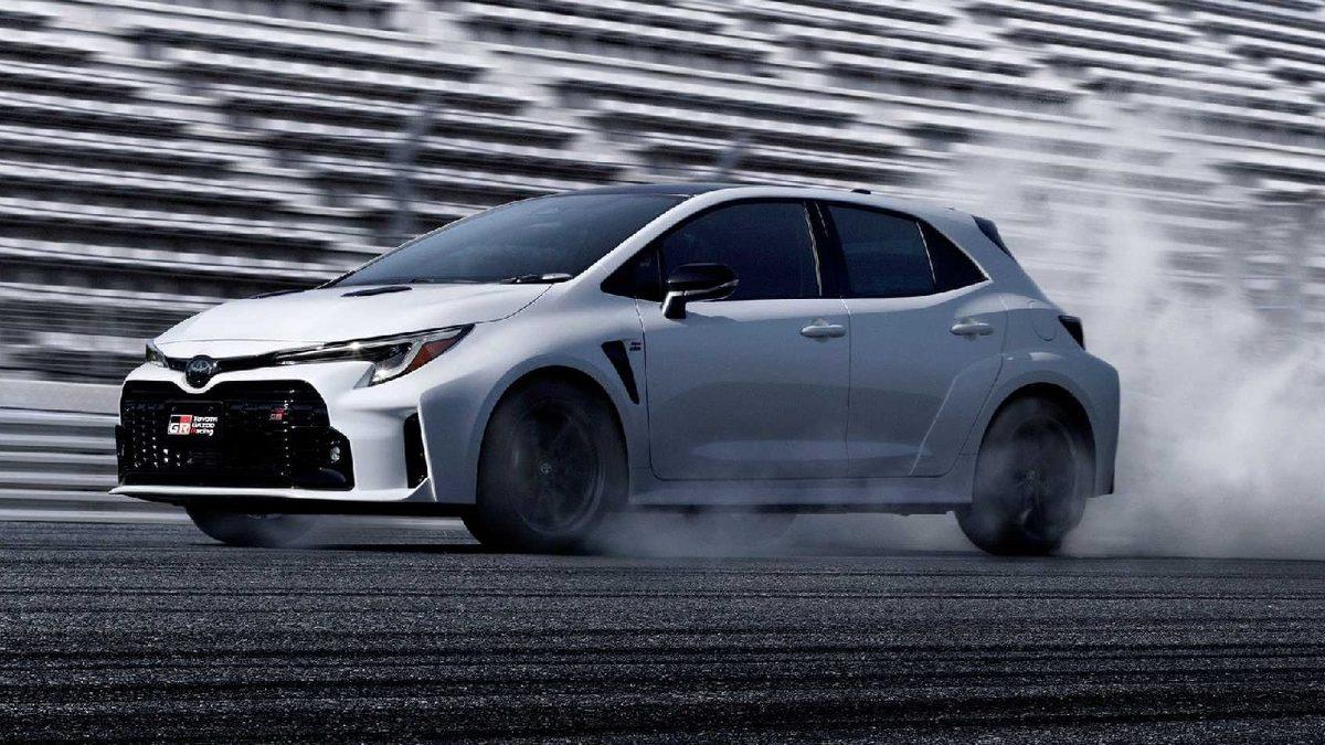 Toyota’nın Yeni Performans Canavarı GR Corolla Duyuruldu: 300 HP ve Öfkeli!