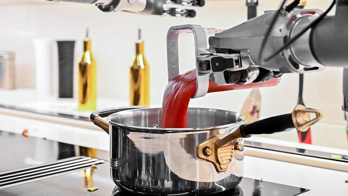 Moley Robotics, Dünyanın İlk Robot Şefini 345 Bin Dolar Fiyatla Satışa Sundu