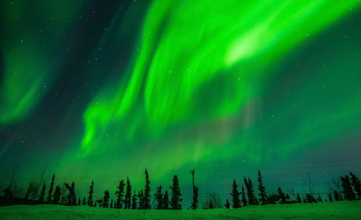 Beklenen Güneş Fırtınası Yaşandı, Kuzey Işıkları Gökyüzünü Kapladı: İşte Ortaya Çıkan Muhteşem Görüntüler [Video]