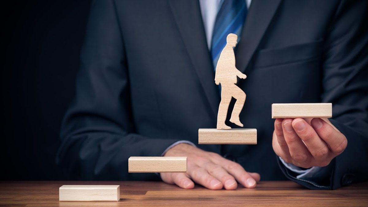 Amazon CEO’su Jeff Bezos’a Göre ’Pişmanlıktan Uzak Bir Hayat’ İçin Cevaplamanız Gereken 10 Soru