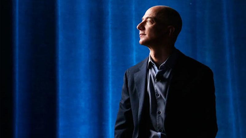 Amazon CEO’su Jeff Bezos’a Göre ’Pişmanlıktan Uzak Bir Hayat’ İçin Cevaplamanız Gereken 10 Soru