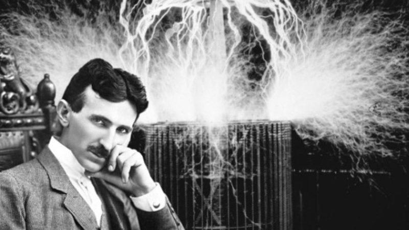 Tesla’nın Sonsuza Dek Savaşı Bitireceğini İddia Ettiği İcadı ’Ölüm Işını’ Nedir?