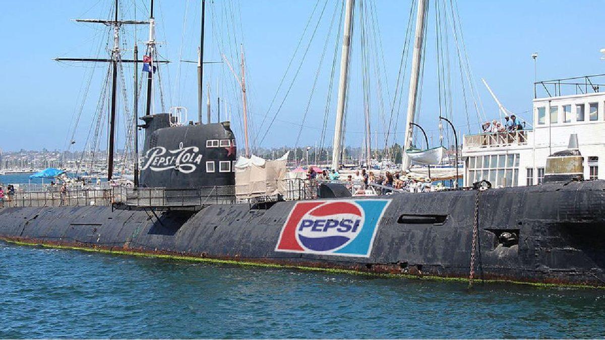 Pepsi’nin Bir Dönem En Büyük Denizaltı Filolarından Birine Sahip Olmasını Sağlayan İlginç Olay
