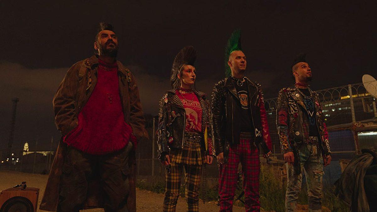 Netflix’in Yeni Dizisi Uysallar’la Gündeme Gelen ‘Kaos Sevdalısı’ Punk Müziğin Tarihi