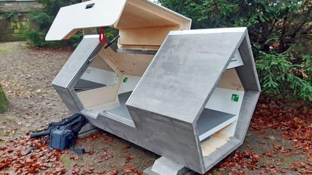 Almanya’da Evsiz İnsanların Kalması İçin Geliştirilen Fütüristik Tasarımlı Sığınak: Kapsüller