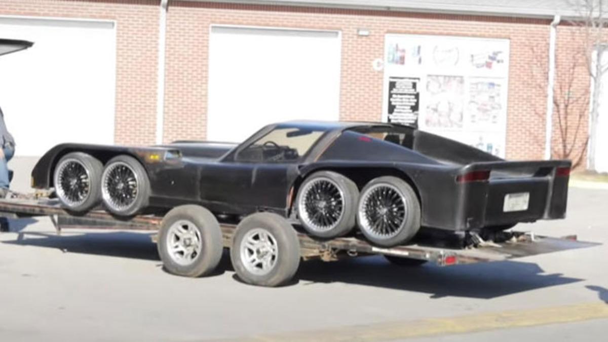 Cyberpunk 2077’den Fırlamış Gibi Duran 8 Tekerlekli Efsane Araba