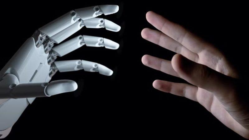 İnsan Derisi Gibi ’Hisseden’ Yapay Deri Geliştirildi: Robotlar da Bizim Gibi ’Hissedebilecek’